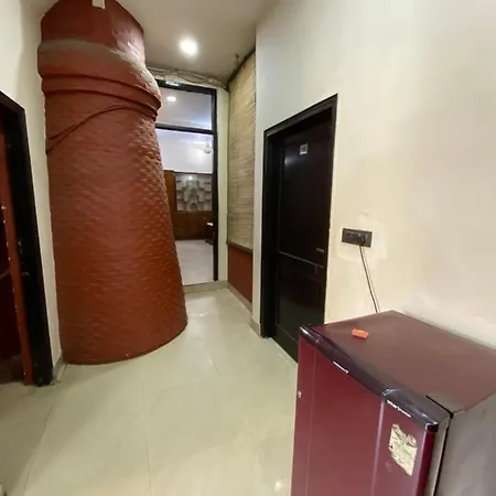 Sufi Khandar Home Stay New Delhi Exterior photo