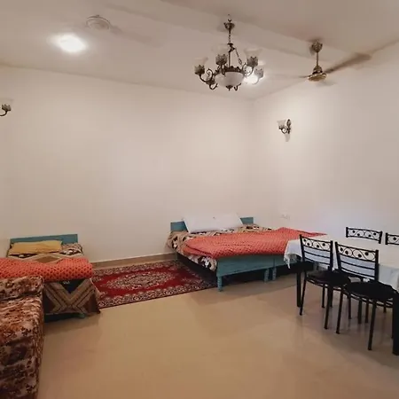 Sufi Khandar Home Stay New Delhi Exterior photo