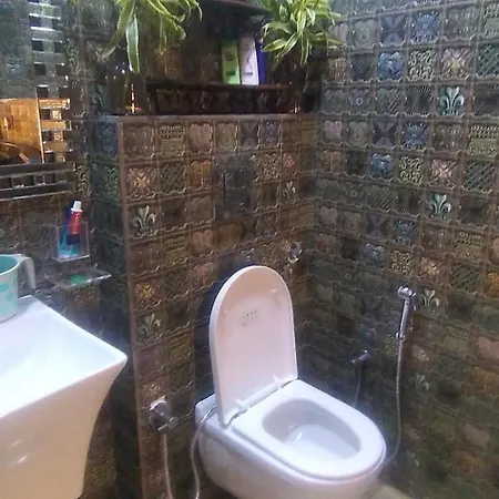 Sufi Khandar Home Stay New Delhi Room photo