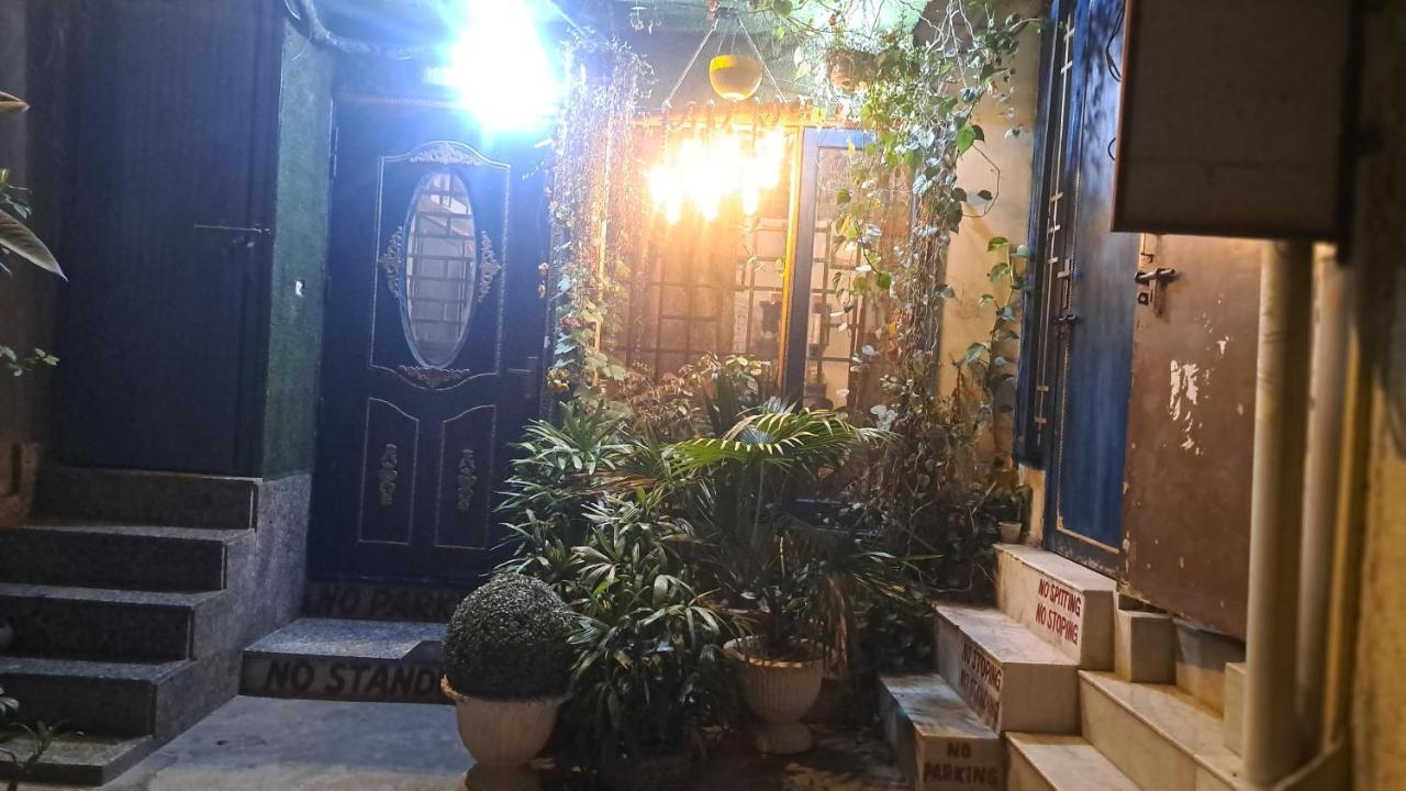 Sufi Khandar Apartment